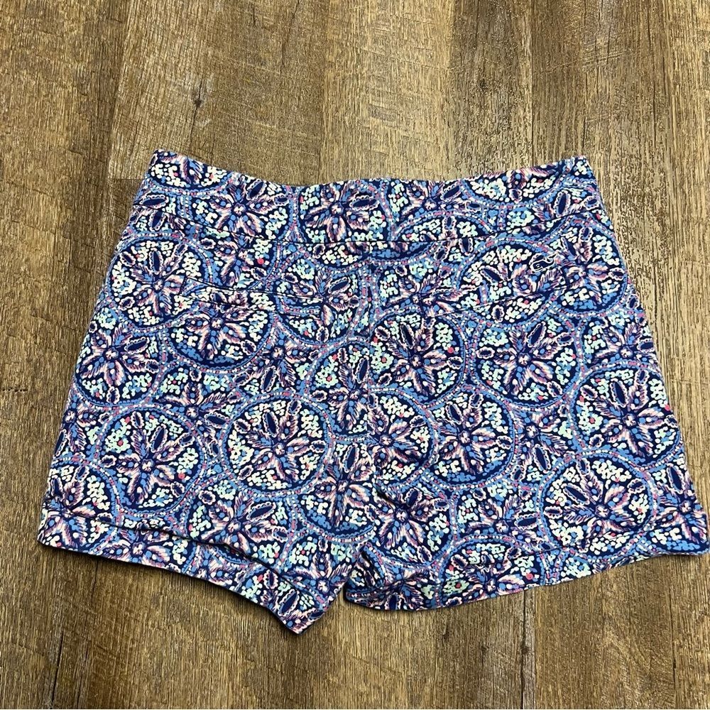 Vineyard Vines Shorts Womens Size 2 Colorful Sand Dollar Print 5” Inseam - Picture 9 of 11